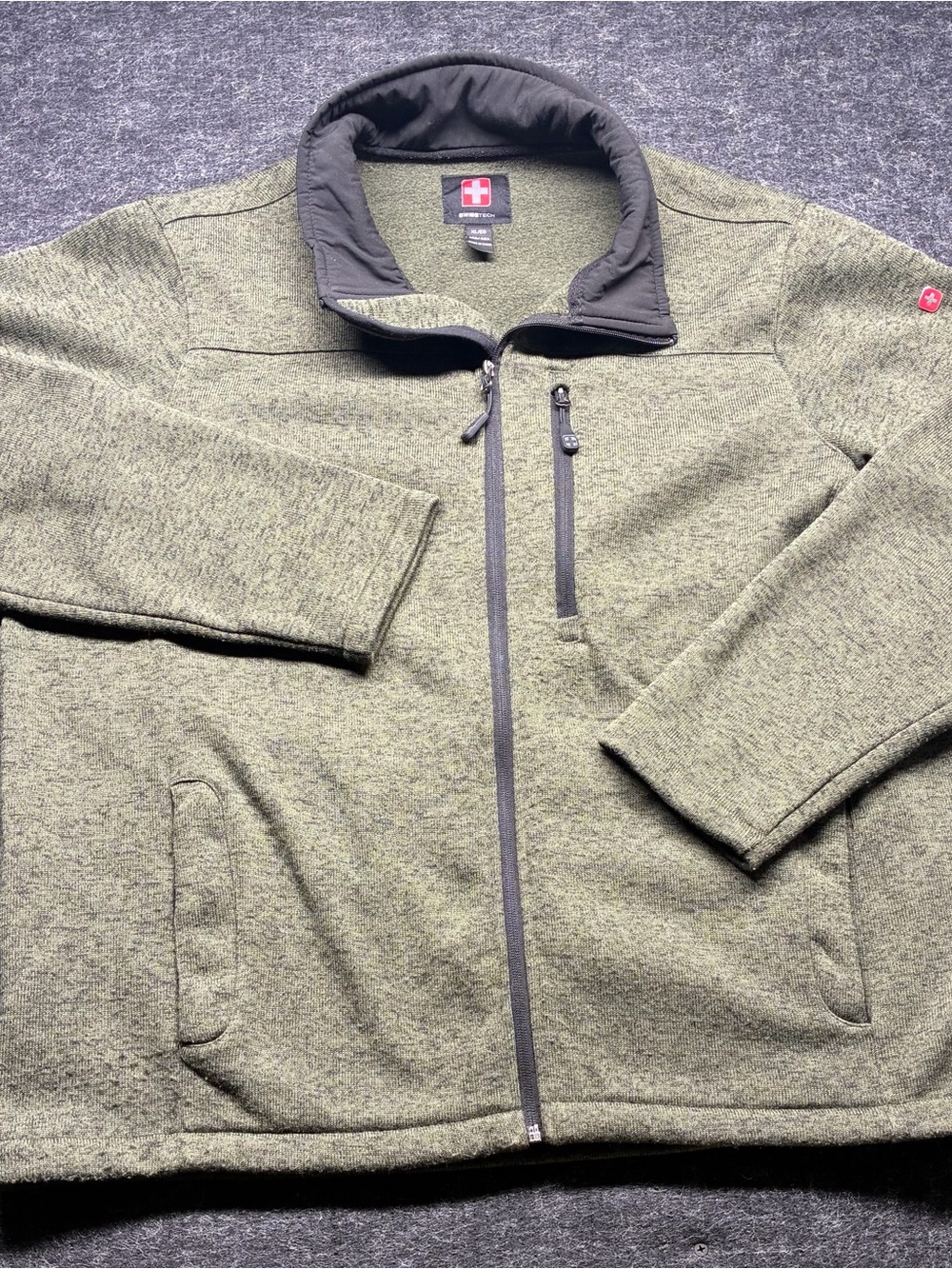 Swiss Tech Men's Olive Knit-Look Full-Zip Jacket with Black Trim